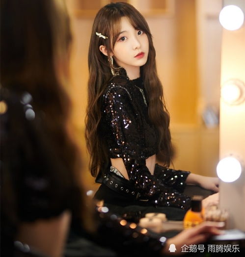 硬糖少女挑战化妆镜拍照陈卓璇双马尾超抢眼,刘些宁张艺凡凭颜值圈粉