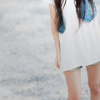 女生头像没有正脸只要脖子以下