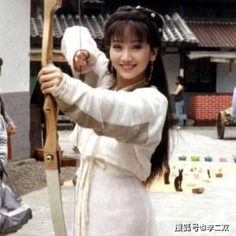 有一种整容叫赵雅芝,褪去滤镜美颜,真实素颜的她老态尽显