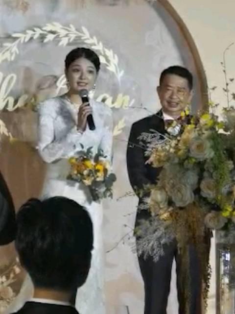 63岁紫金矿业董事长陈景河迎娶38岁娇妻