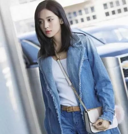 牛仔服女孩卡通头像古力娜扎