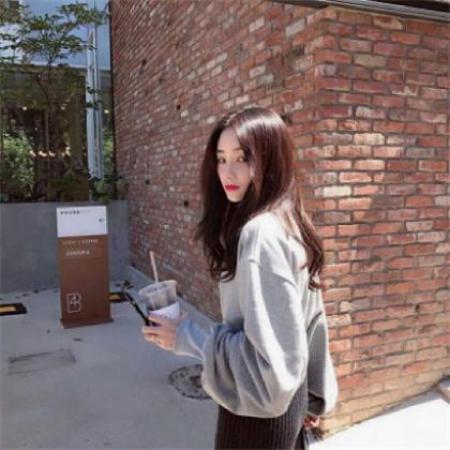 微信女生头像高冷霸气,长发御姐女神风