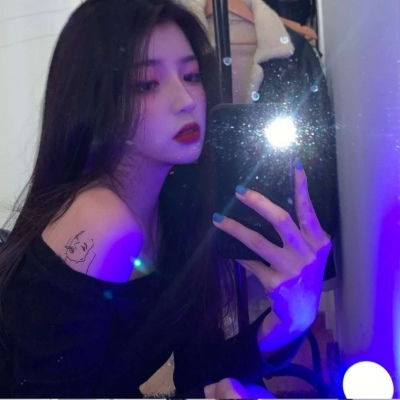 气质简单成熟多人闺蜜女生头像