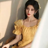 泡泡袖连衣裙头像唯美女生泡泡袖连衣裙头像