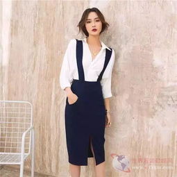 2030的女人这样穿衣服,美翻了