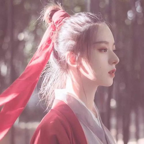 古风头像喜欢真人还是喜欢动漫